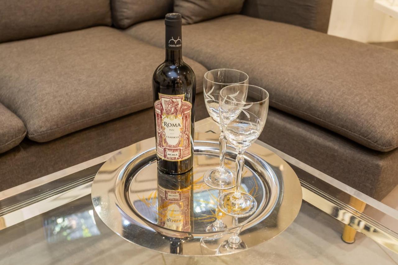 Apartamento St Peter'S Spacious 4 Bdr With Private Parking Roma Exterior foto